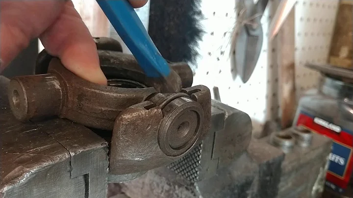 U-Joint Clip Removal