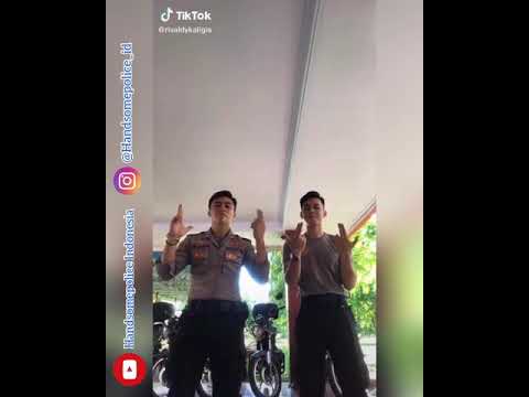 Kumpulan Tik tok polisi ganteng