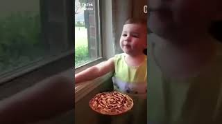 طفل البيتزا 