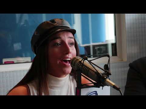 ნუცა ბუზალაძის სიმღერის პრემიერა გადაცემაში არტ fm