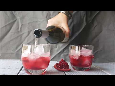 wine-cocktail---pomegranate-fizz