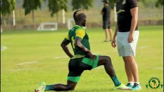 WAMEKWISHA! TAZAMA UFUNDI WA AUCHO, FEI TOTO YANGA KWENYE MAZOEZI YA KUWAVAA MBEYA CITY LEO