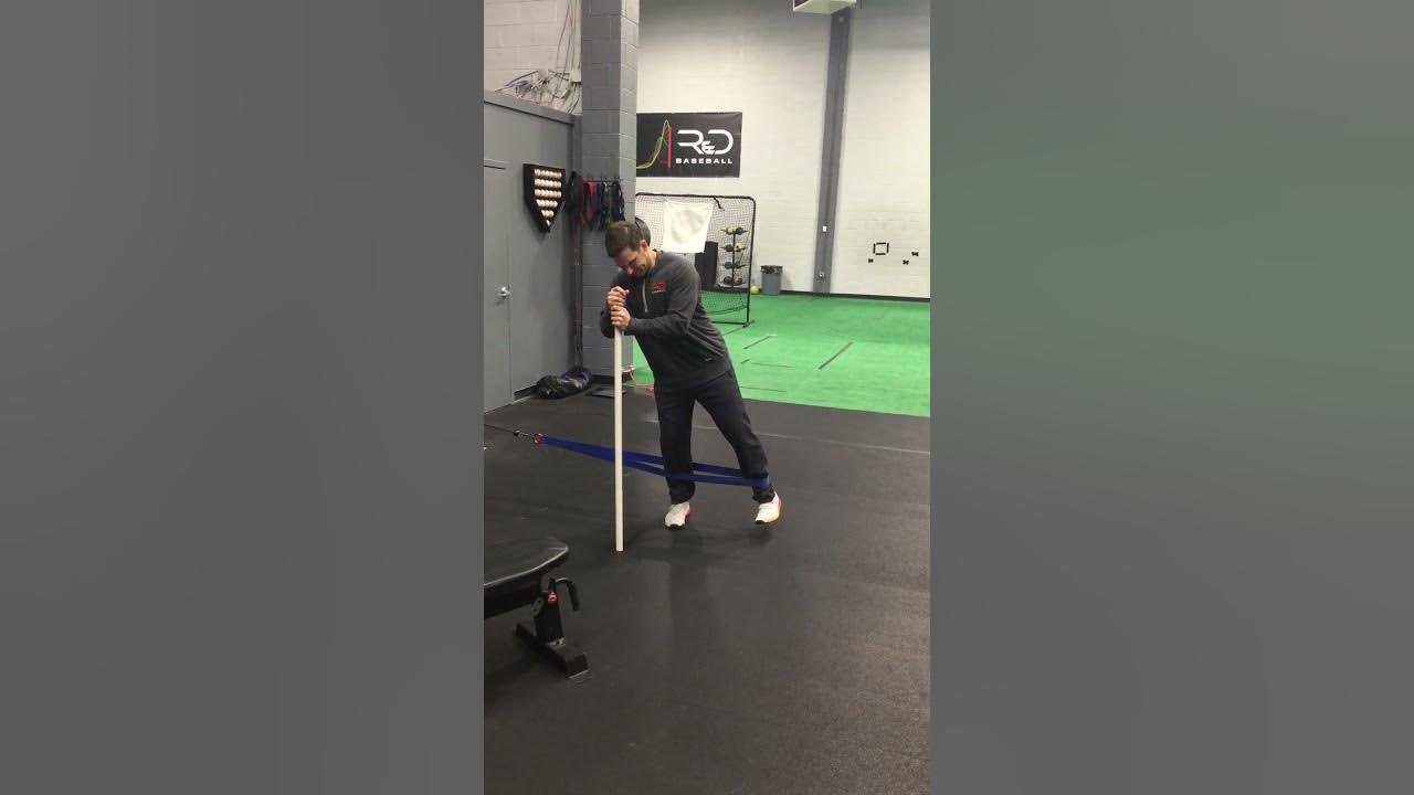 STANDING CABLE HIP ABDUCTION ISO HOLD YouTube