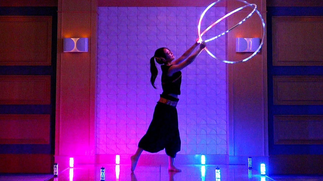 2K映像)LEDプログラムのフラフープ Visual Hoop performance