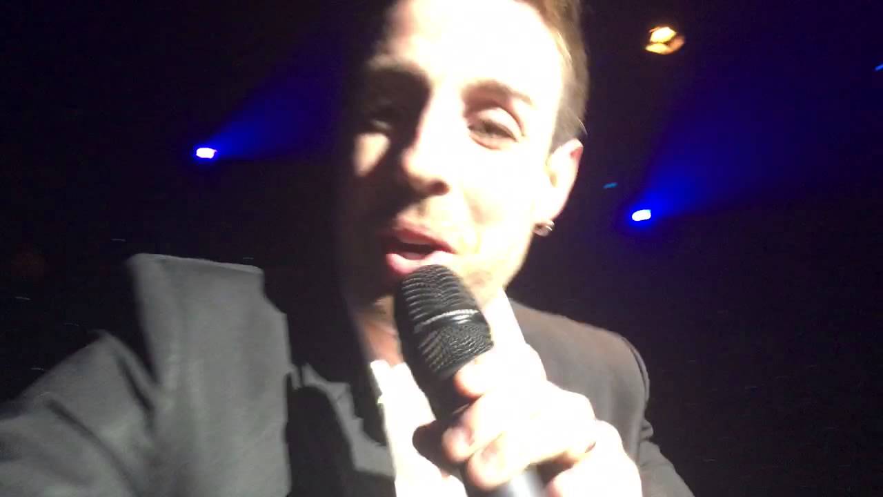 Stevie Ritchie Singer Stevi Ritchie - Never Gonna Give You Up - Bedworth Civic Hall - 5th ...