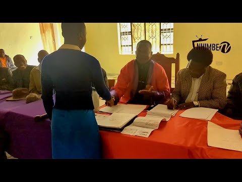 Mambo Mutasa Vopamha Zvekare Kuratidza Nyika Yese Maitirwe EZvakanaka Mwana Opihwa Fees YeGore Rese