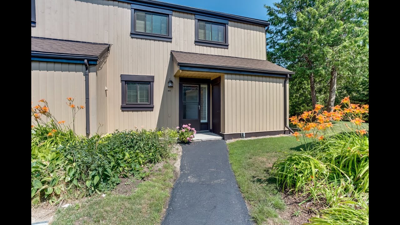 144 Escarpment Crescent in Cranberry Village, Collingwood For Sale