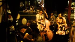 The Furbelows - Swing is the Thing