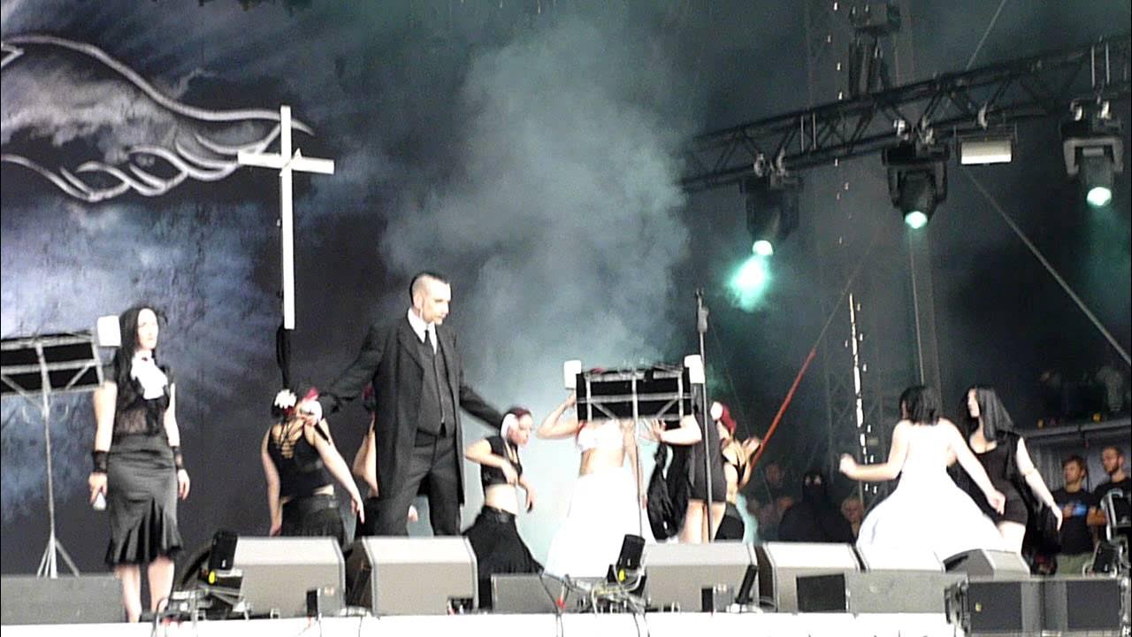 Blutengel - Bloody Pleasures, live M´era Luna 2011 Blutengel - Bloody Pleasures, live M´era Luna 2011