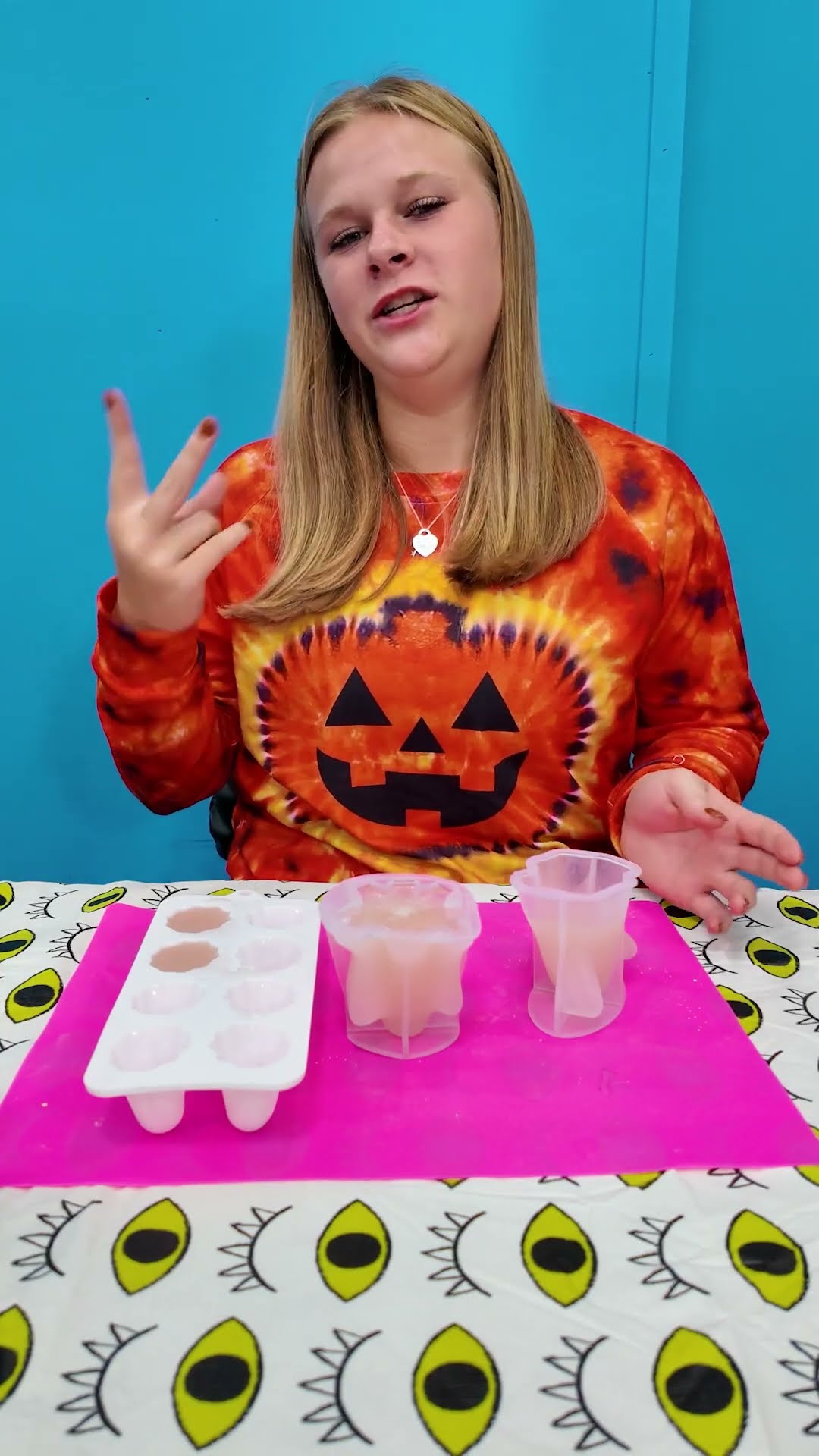 Assistant Uses Resin to make DIY Color Changing Ghosts for Halloween #FamilyFun #HalloweenCraft #DIY