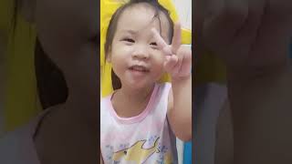 Funny Baby Shark song by my 2 year-old girl #babygirl #babyshark #singingbaby