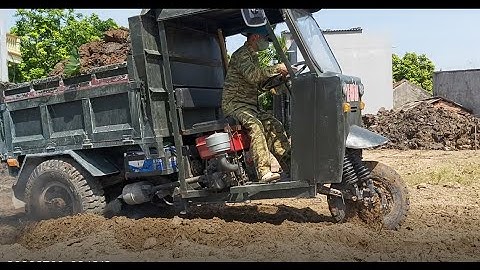 Xe Công nông sa lầy máy xúc volvo cứu hộ và cái kết | Driver driving a marshy volvo rescue excavator