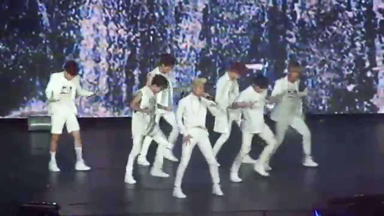 [Music Bank in Mexico] BTS - We are Bulletproof + Danger