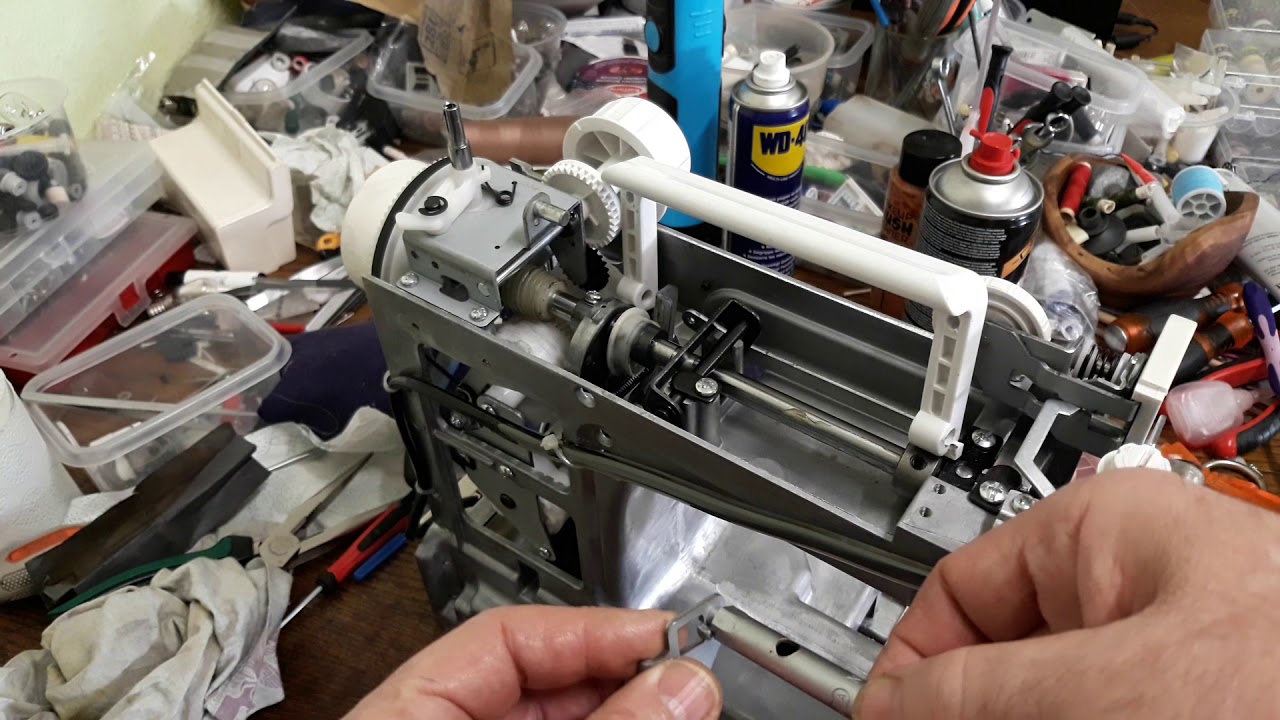 إصلاح عطل في مقبض الماكينة - كورس تعليمي لصيانة وإصلاح ماكينة سينجر - Singer 8280