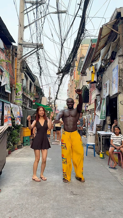 Giant dancing in the Philippines 🇵🇭😳#model #travel #athlete #dance #dancevideo #fitness