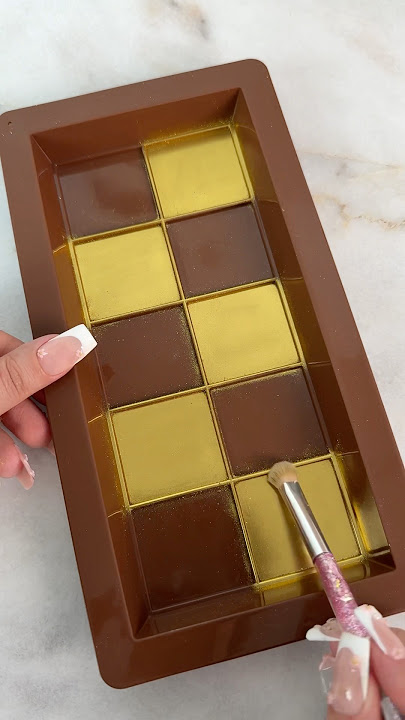 Dubai chocolate Raffaello #asmr #asmrsounds #chocolate #cooking #trending