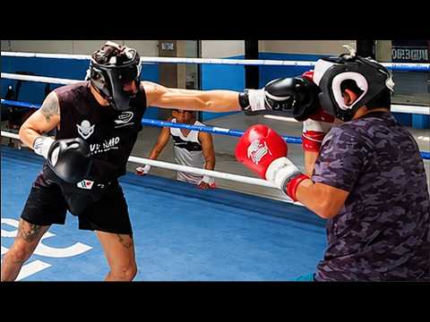 Emanuel Navarrete PIECES UP sparring partner in training for O'Shaquie Foster fight!