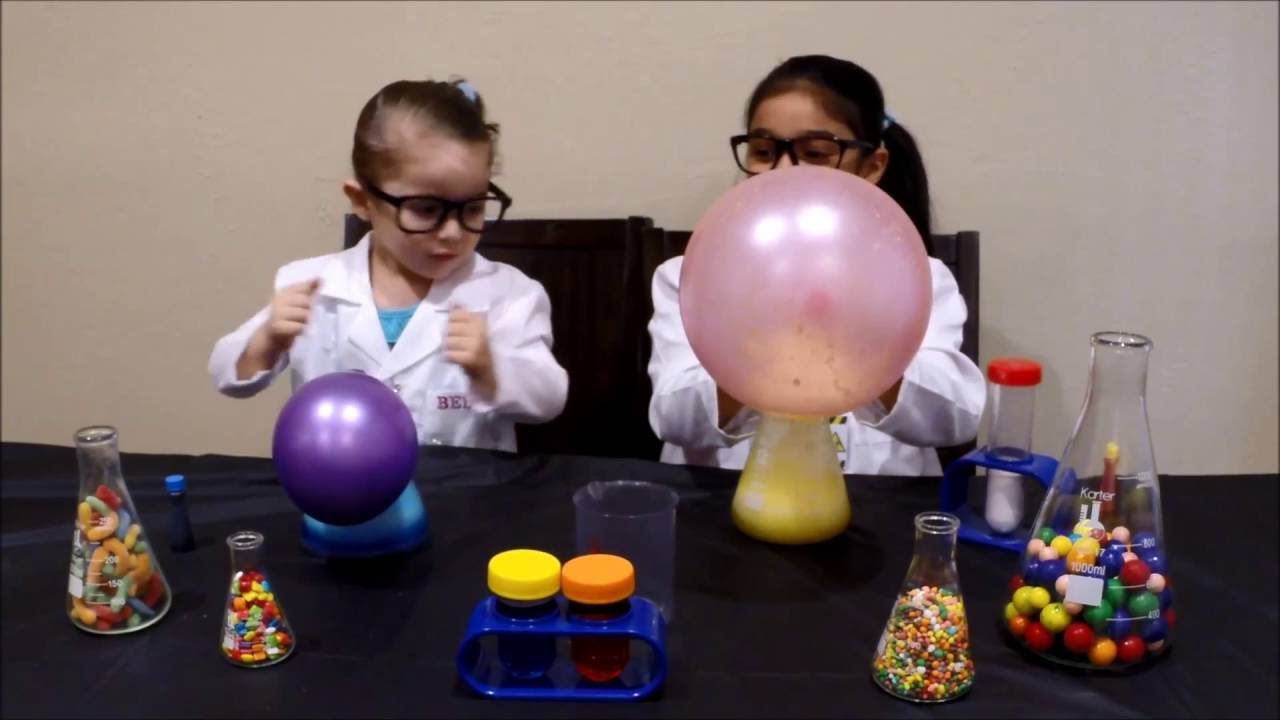 Easy Science Experiments for kids Baking Soda and Vinegar BALLOON BLOW