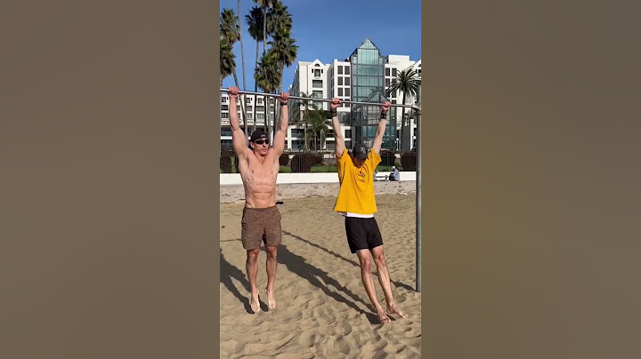 Skinny Guy Challenges Bodybuilder in Muscle Ups for $100