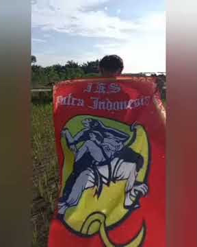 story wa 30 detik iks Pi kera sakti #bunga_raya😎🐒🌹