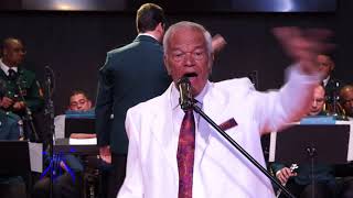 SANTO - Pr. Victorino Silva