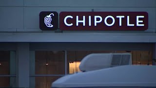 Chipotle lifts the 'no chicken' ban on employees meal orders