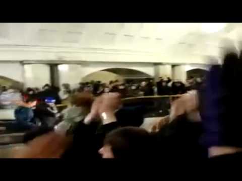 როგორ უსწორდებიან მოსკოვის მეტროში არარუსებს