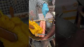 河北奶奶卖炸串，一元4串，一口小锅炸了28年 #河北 #炸串 #路边摊