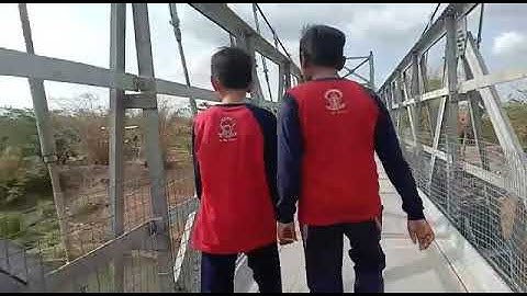 Jembatan gantung ciledug wetan cirebon timur