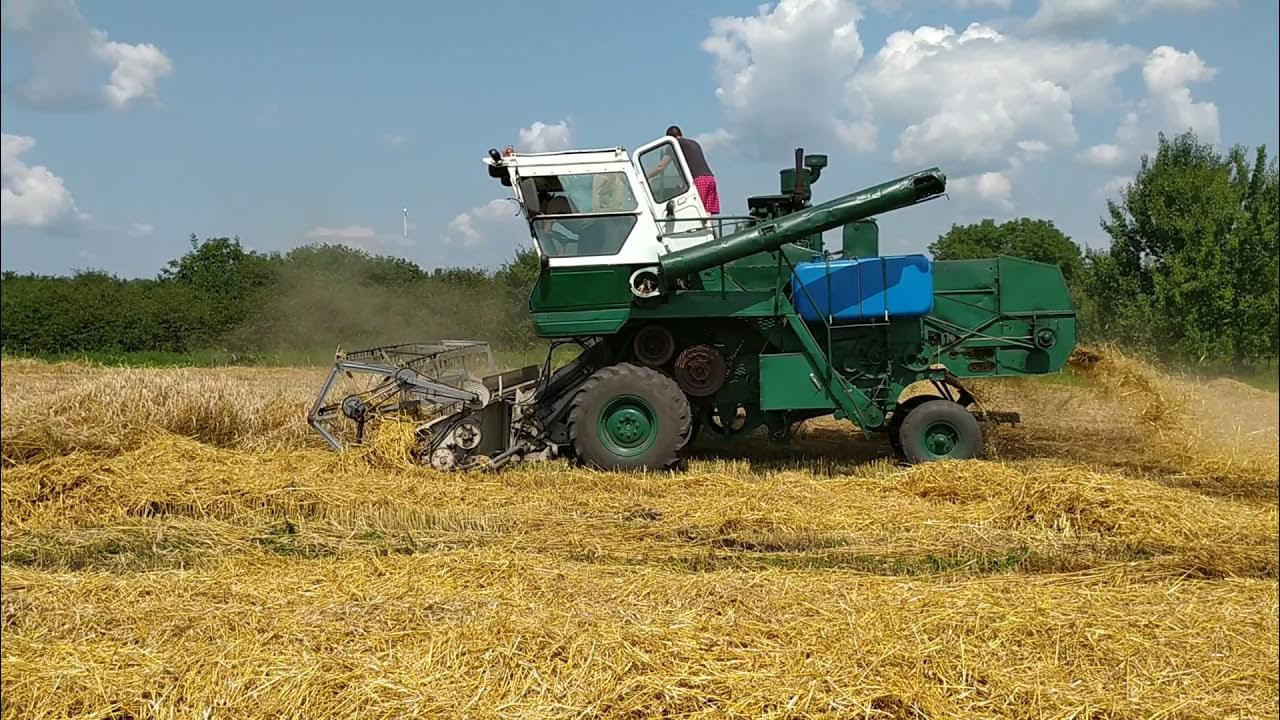 Уборка комбайном видео. Комбайн Нива 2021. Комбайн Сампо 2075. Комбайн 2021 года. Сампо комбайн уборка.