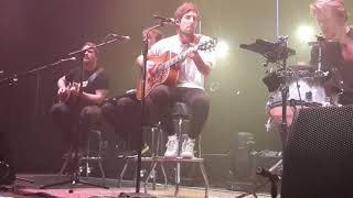 Video thumbnail of "Max Giesinger - Kalifornien (Akustik) (Karlsruhe)"