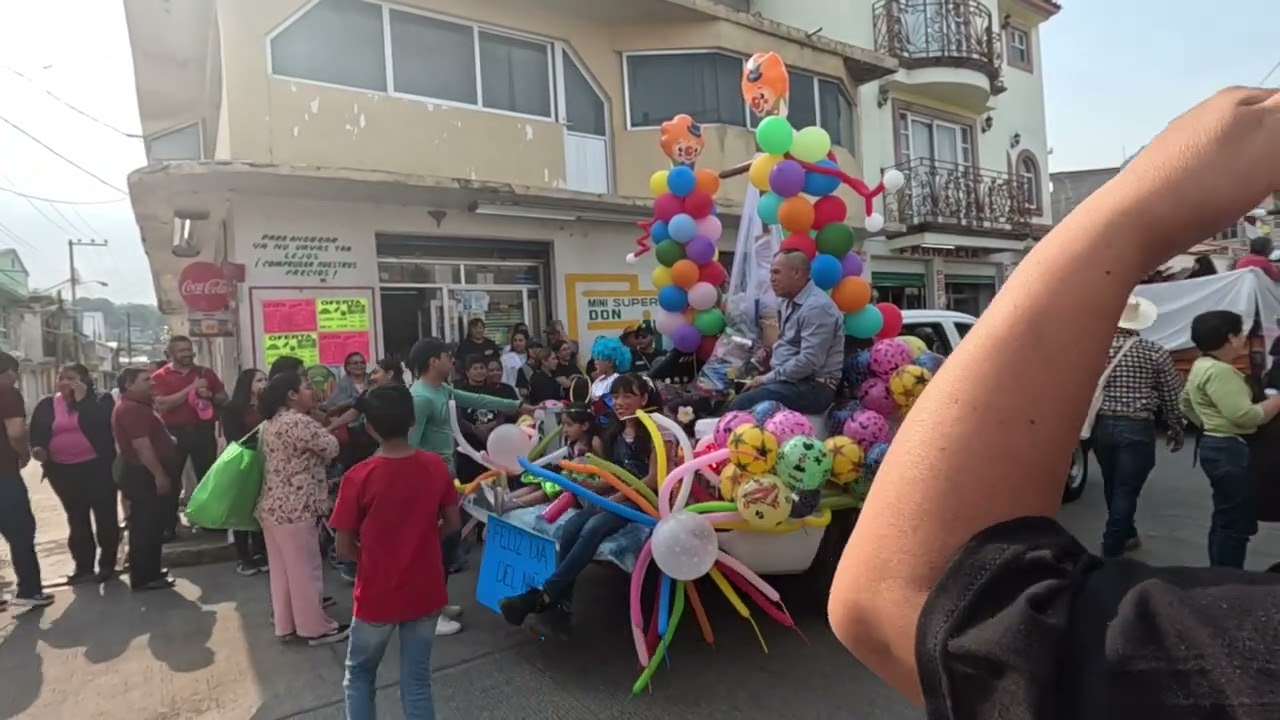 PASEO DEL 26 DE ABRIL EN SAN PEDRO ZICTEPEC
