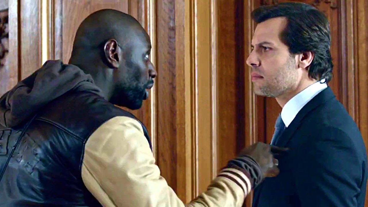 DE L'AUTRE CÔTÉ DU PÉRIPH sur W9 Bande Annonce VF (2012, Comédie) Omar