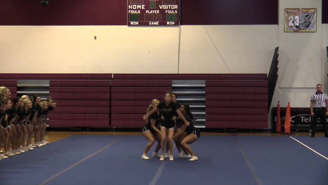 Florida State University All Girl cheer stunt