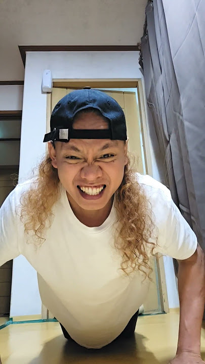 push up🤣🤣🤣 #shorts #funny #comedy #viral #viralvideo #youtubeshorts #trending