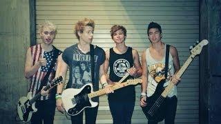 5 seconds Of Summer - She Looks So Perfect  "({ NEW })"