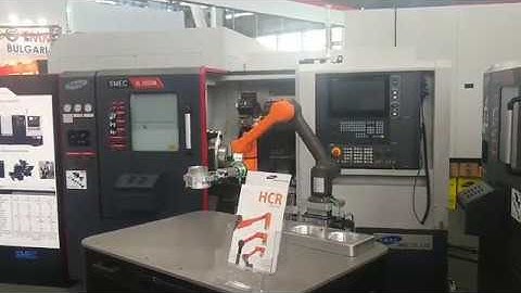 Hanwha Machine Tending with OnRobot RG6 and 7th axis