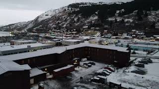 Kodiak Alaska Trident Sea Food Bunkhouse Drone View 13Feb2021 Con Jonathan Domenech | DavidGatiitto