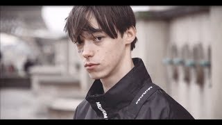 MUSIUM DIV. 2019 Spring/ Summer Collection feat. Sasha Trautvein (ITHK Presents)
