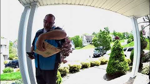 Amazon Worker was TO LAZY to enter pin code on Eufy SmartDrop