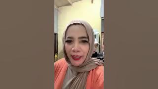 BINOR SEMOK DIDAPUR SIYAP NGULEK II Gorgeous Mature Woman in a Sexy Dress