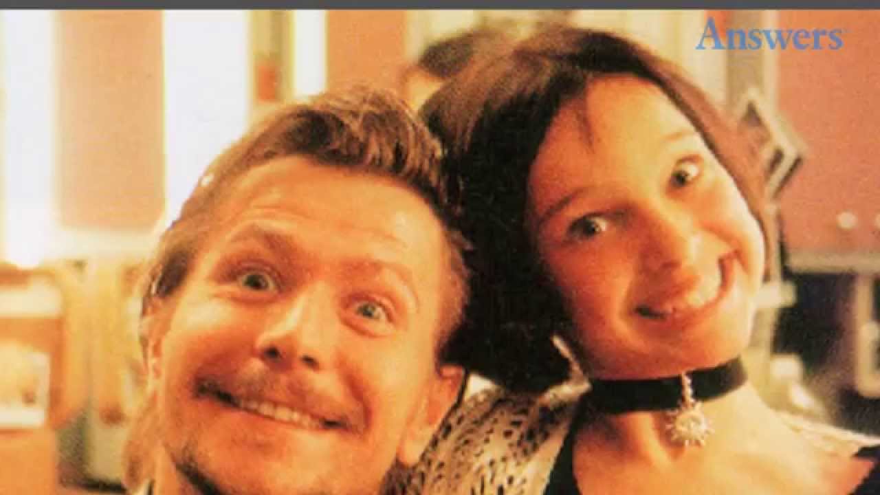 Never Before Seen Behind-the-Scenes Photos From 'Leon The Professional'