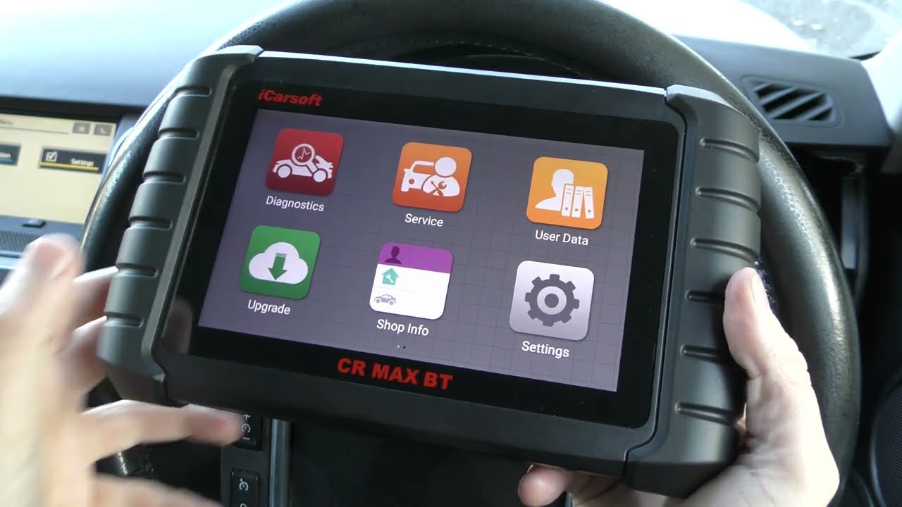 iCarsoft CR Max + Free Screen Protector - Professional Multibrand  Automotive Diagnostic Scanner - Read/Erase Faults Codes - Reset Oil Service  - Coding