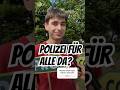 Polizeigewalt: Ist die Polizei für ALLE da? 🤔 | unbubble #shorts
