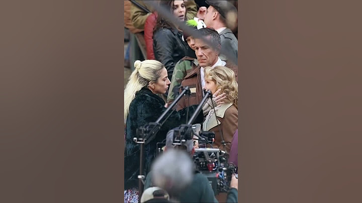 Lady Gaga aka Harley Quinn gave her what she deserved....a kiss #ladygaga #harleyquinn #joker #kiss