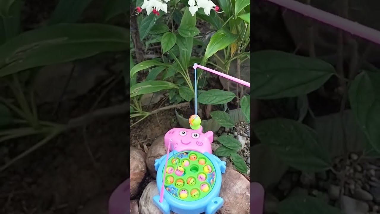 819 A Toys Shortsfeed