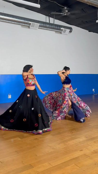 Dholida x Radha Kaise | Eshani x @MeghnaChakraborty Choreography