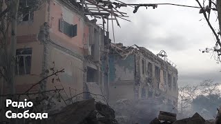 Донбасс | Школа разрушена, под завалами люди: ракетный удар по Краматорску