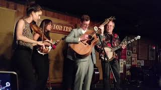 June Apple - Michael Daves, Brittany Haas, Jenni Lyn Gardner, Tony Trischka, Mike Bub