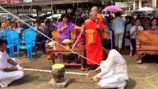 พิธีเททองหล่อพระสิวลีที่วัดหน่องม่วง/2